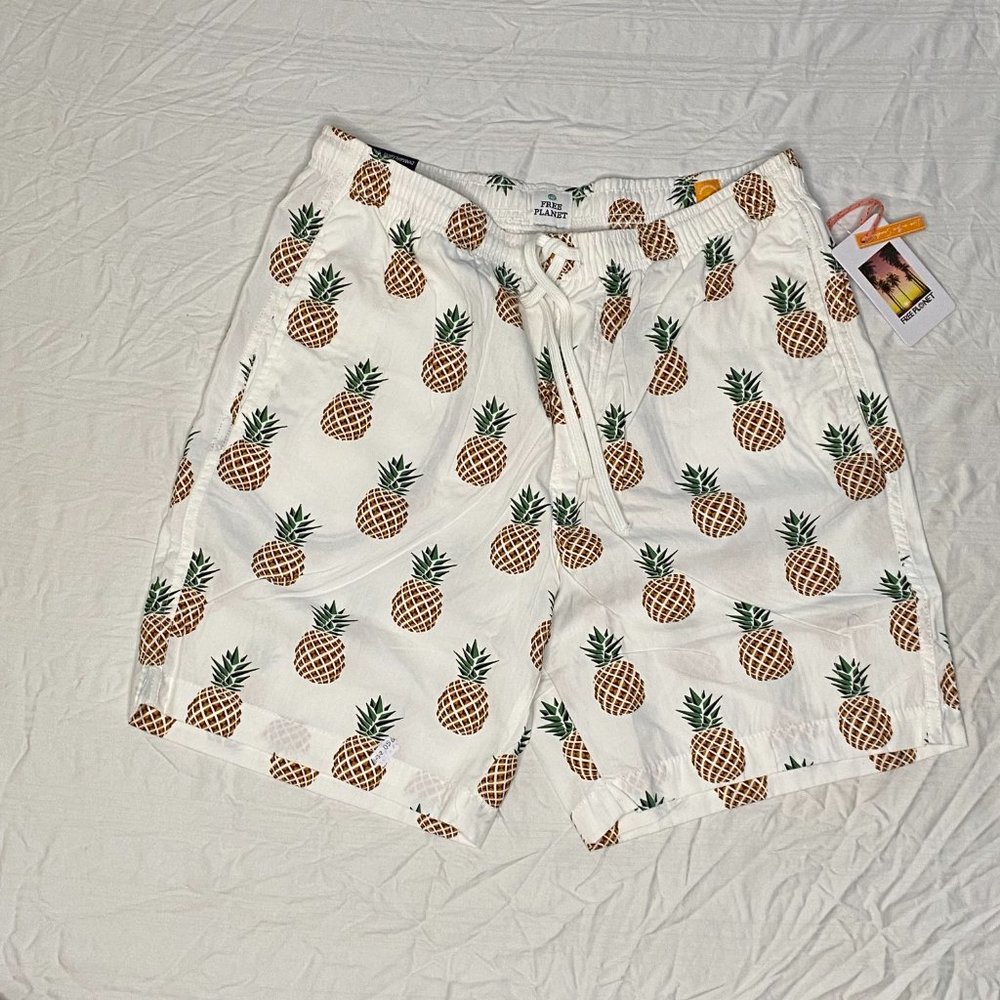 Free Planet Men's White Pattern Slim Fit Swim Shorts